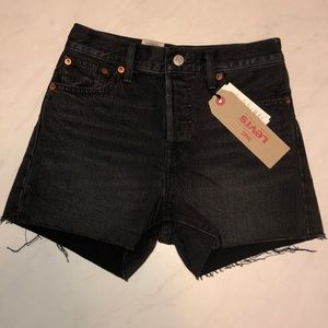 Levi’s High Rise Wedgie Shorts